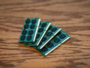 ram chips laying on a table